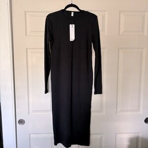Kotn longsleeve dress in black